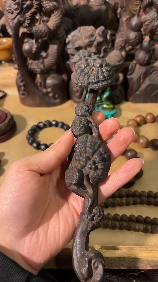 木如图所示闪购链接摆件