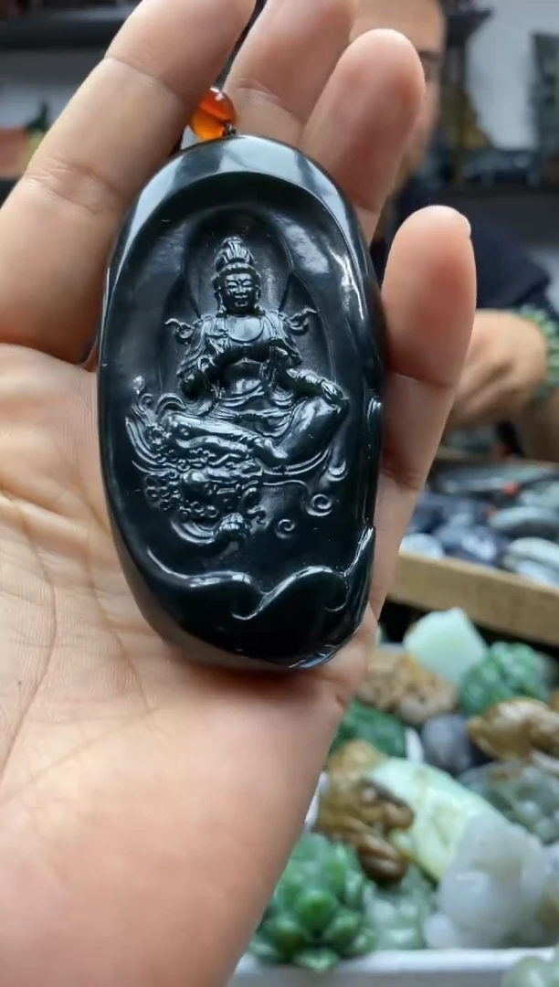 未镶嵌和田玉把件1