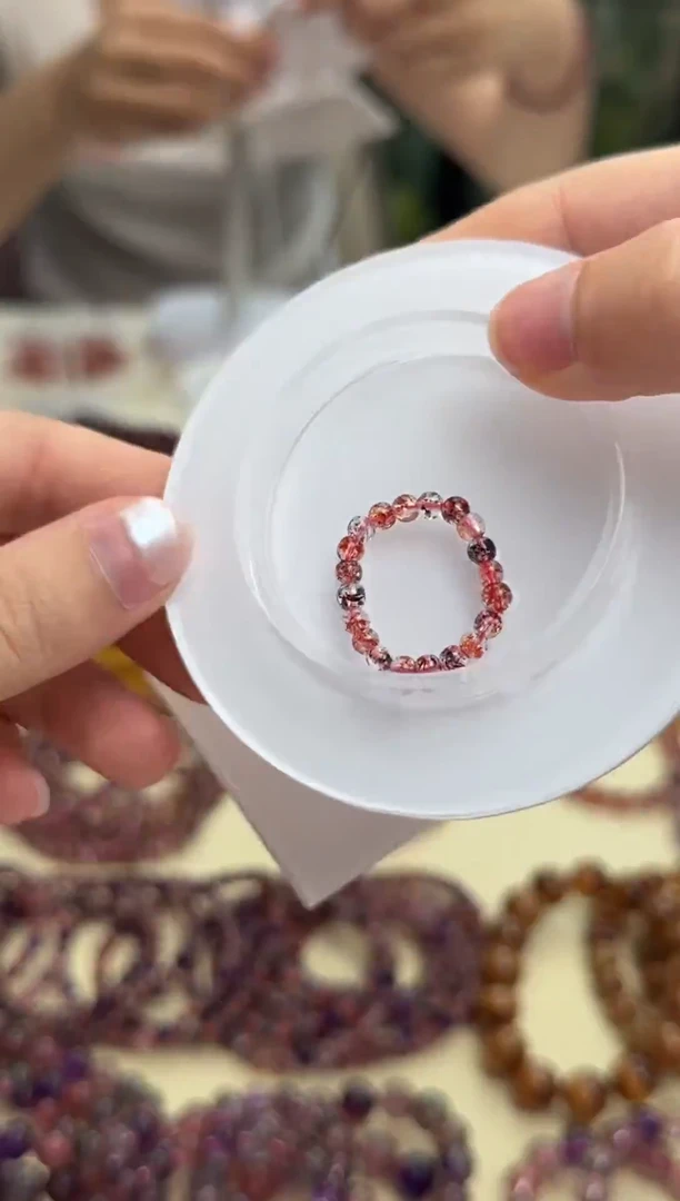 未镶嵌戒指水晶全面金草莓戒指 多样性发一