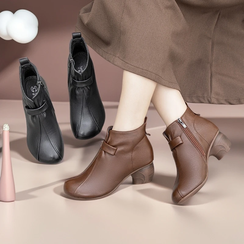 2618 新款单里女春秋妈妈鞋短靴舒适中老年单款靴子软底皮靴单靴