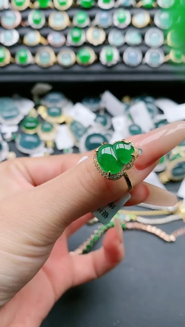 【闪购商品】翡翠戒指银S925镶嵌111111