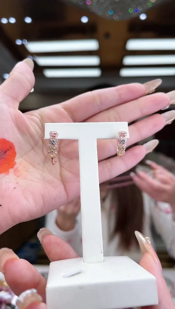 【闪购商品】碧玺/银S925镶嵌碧玺耳环多样性发货