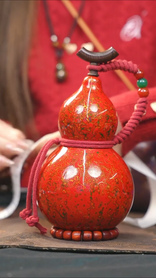 【闪购商品】WA247漆艺酒葫芦不包手串及旋转底座