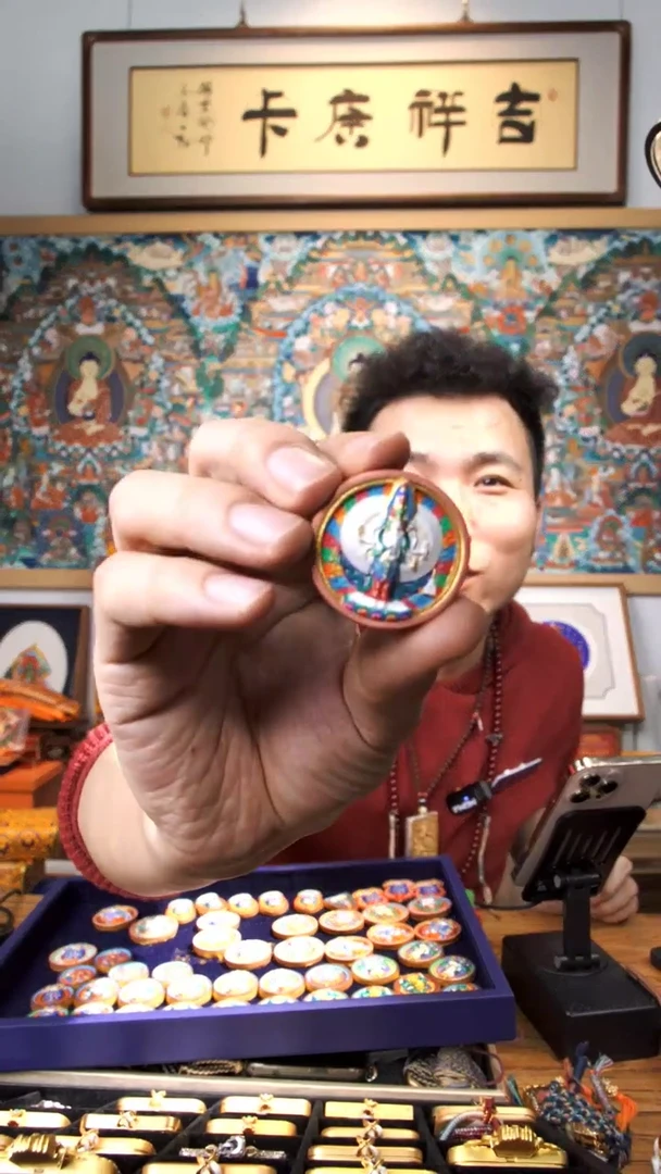 【闪购商品】吊坠千手-与实物略有差异介意者勿拍