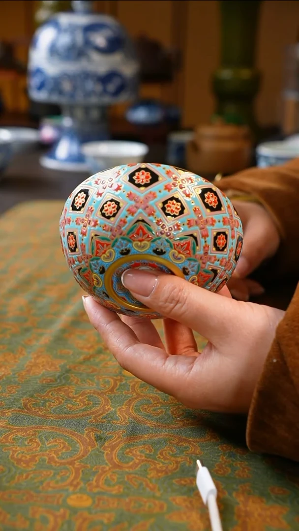 【闪购商品】珐琅彩描金卧足杯