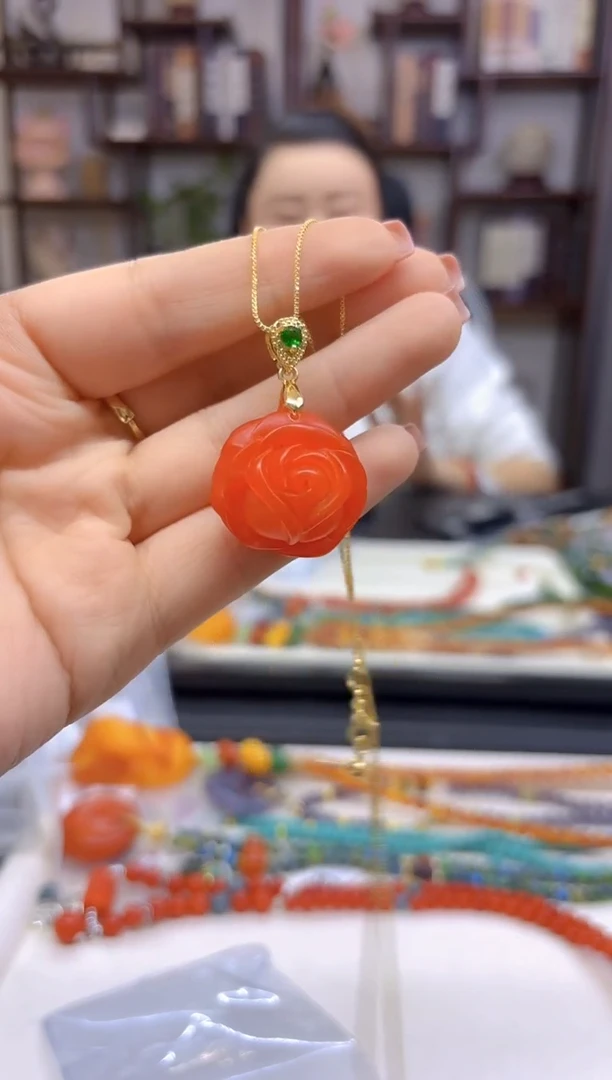 【闪购商品】蜜蜡吊坠(赠链)银S925镀金镶嵌D12