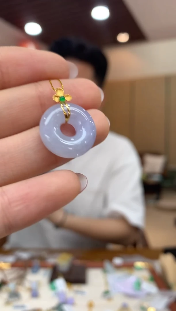 吊坠(不含链)18K金镶嵌翡翠甜甜圈