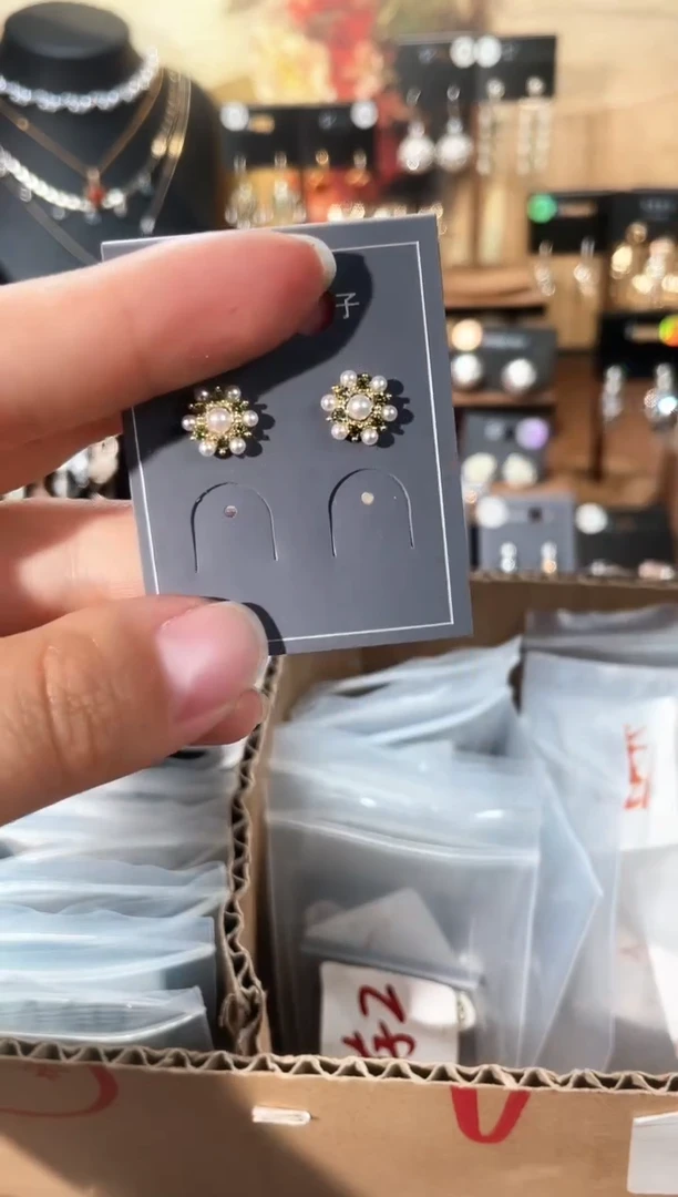 合金925银锆石萱513