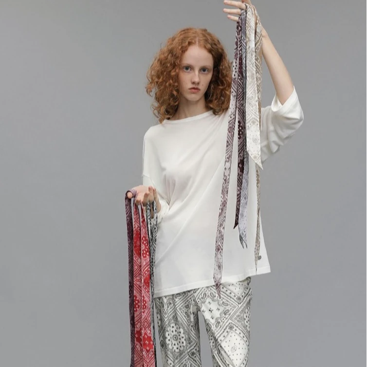 Vena Label腰果花领带