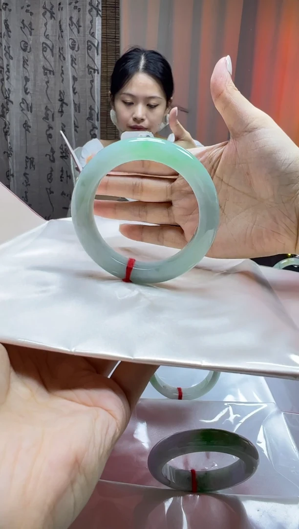 未镶嵌手镯翡翠58圈  正圈