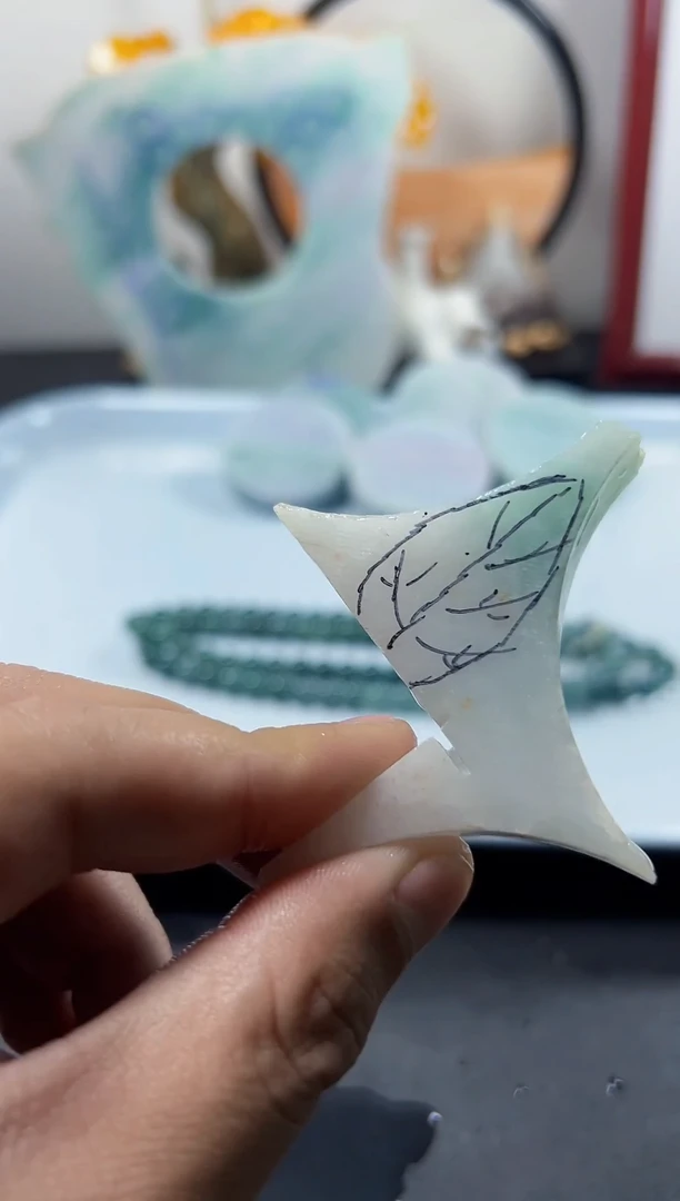 颈饰未镶嵌翡翠天然缅甸A货翡翠