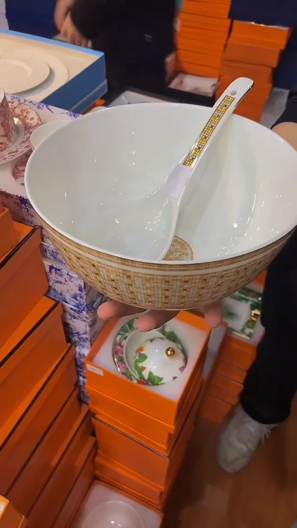 【闪购商品】鸿辉家品牌瓷器,京东包邮!