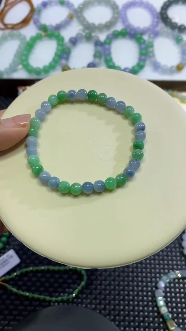 翡翠散珠卡5.5小手串福利