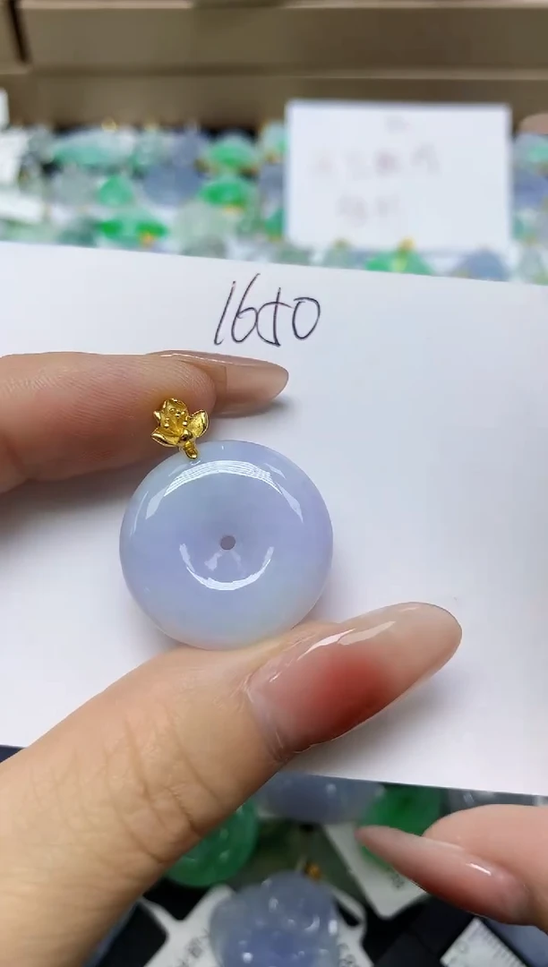 翡翠未镶嵌颈饰 天然缅甸翡翠A货