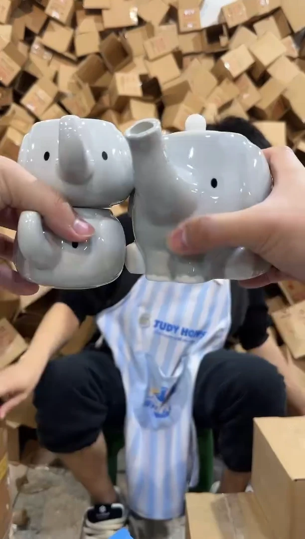 瓷片原盒大象茶壶套组