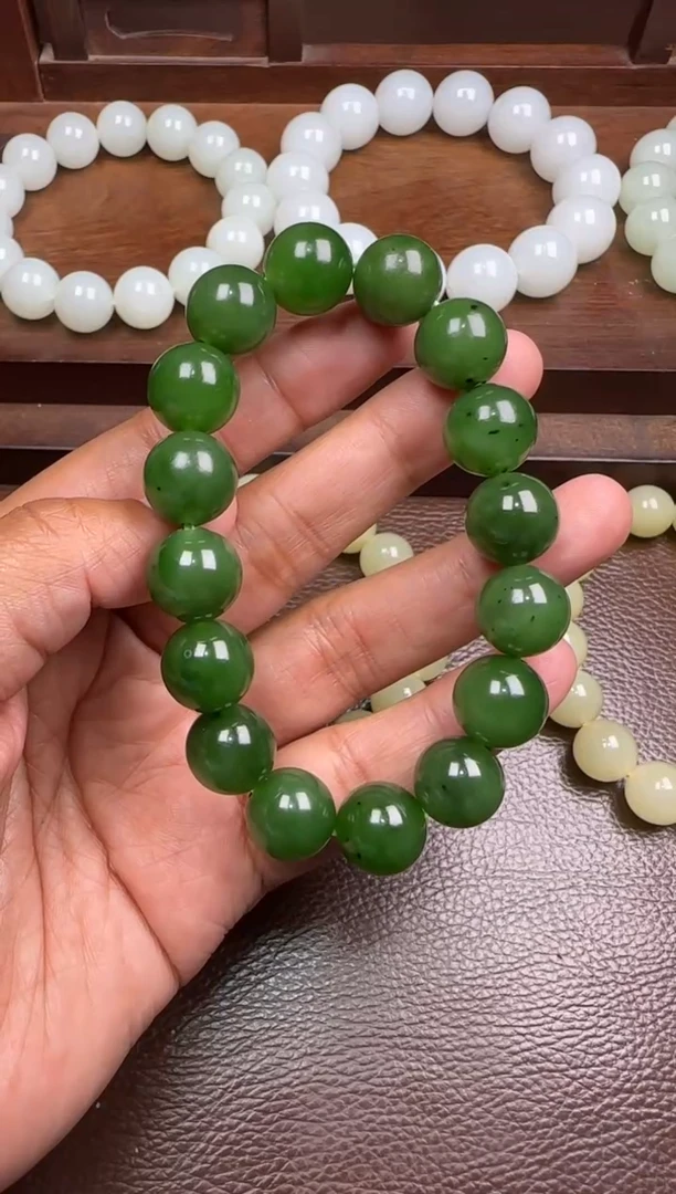 未镶嵌和田玉挂件和田玉手串