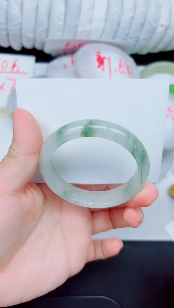 石英质玉手镯未镶嵌38-53