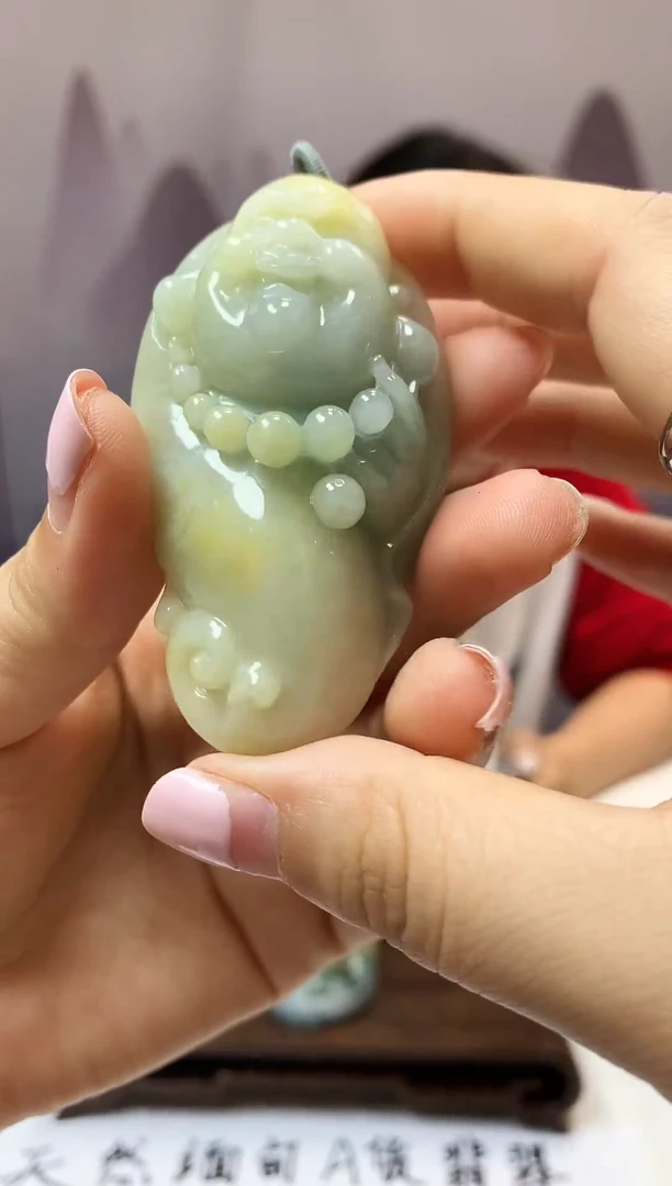 翡翠挂件未镶嵌翡翠挂件