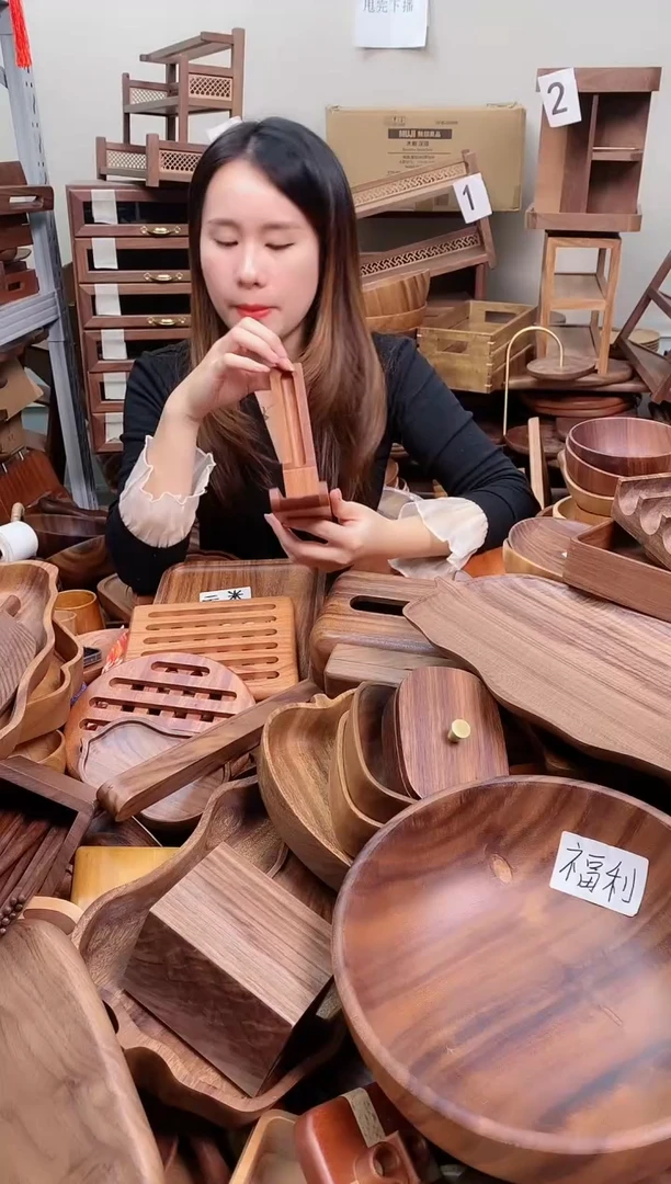 木      乌檀木钢笔盒