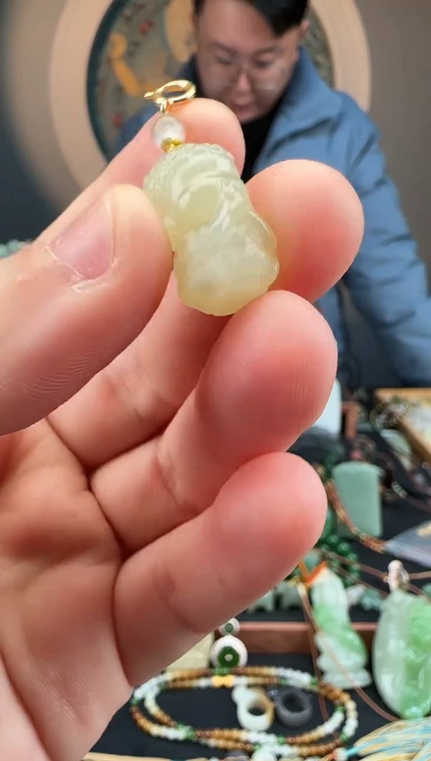 颈饰未镶嵌和田玉和田玉