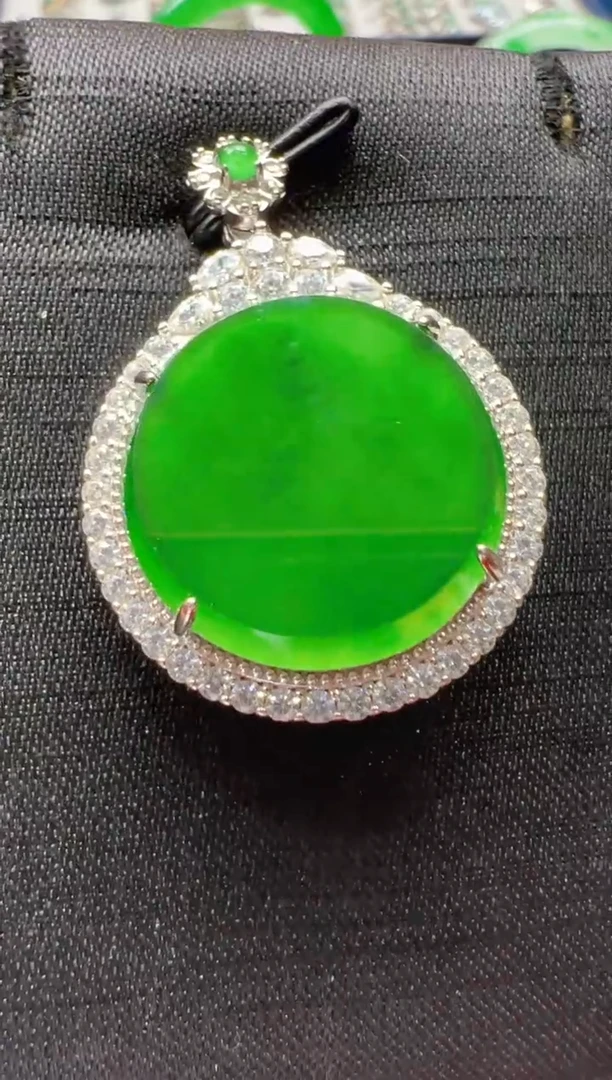 【闪购商品】翡翠吊坠(不含链)银S925镶嵌多样性发货拍一发一