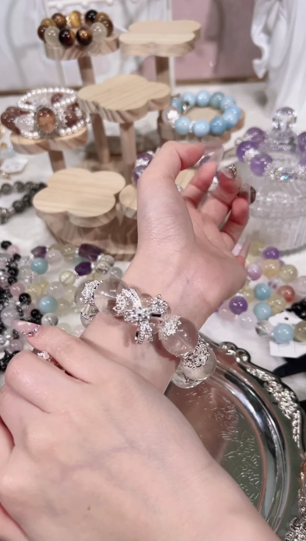 【闪购商品】水晶手链未镶嵌天然水晶默认微瑕 多样性发货发其一