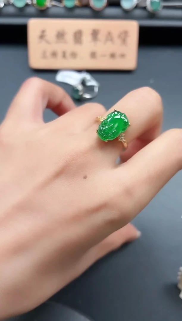 银S925镶嵌戒指翡翠11