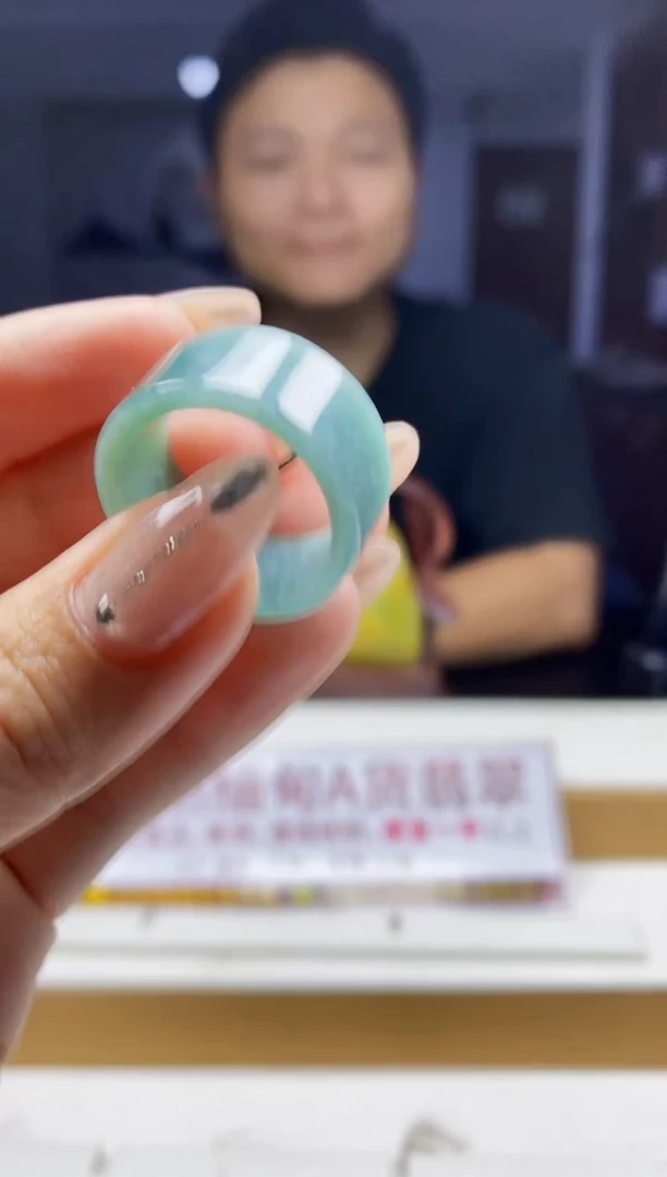 翡翠未镶嵌颈饰翡翠A货