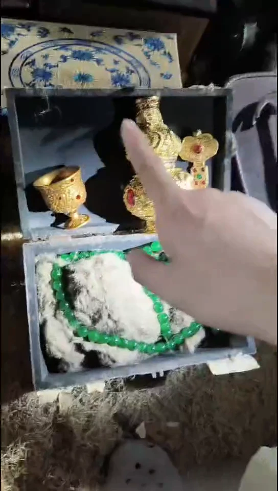 香榧木1个开封卡其色圆圈长方形大盒子链接