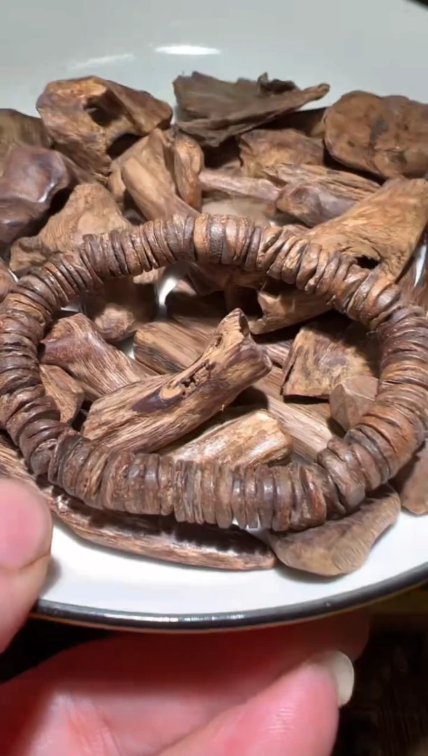 沉香沉香碎屑巴布亚9.5克