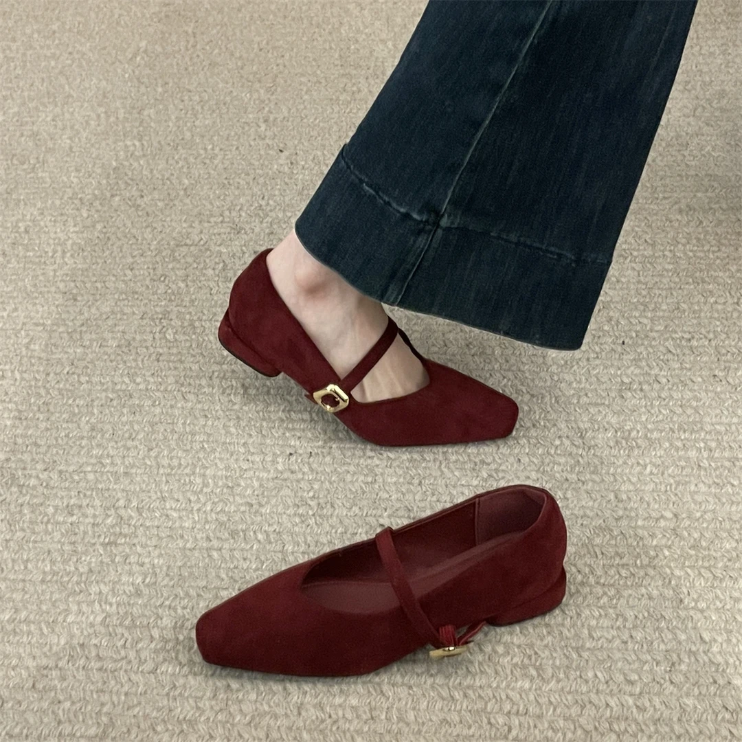 粗跟红色玛丽珍鞋女鞋2025年春秋新款绒面浅口一字带气质百搭单鞋