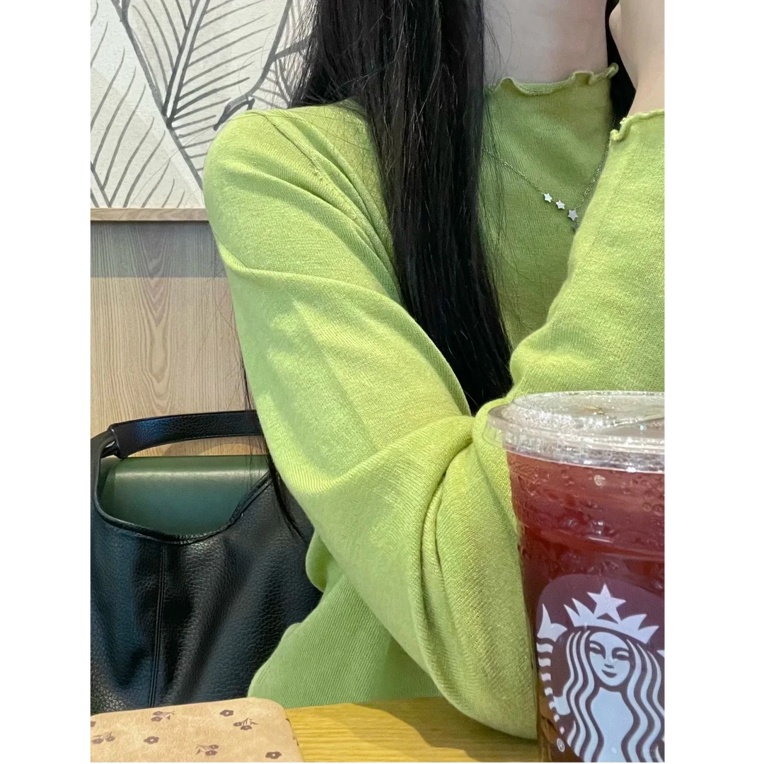巨显白的绿色软糯木耳边针织打底衫女秋季叠穿内搭外穿长袖上衣
