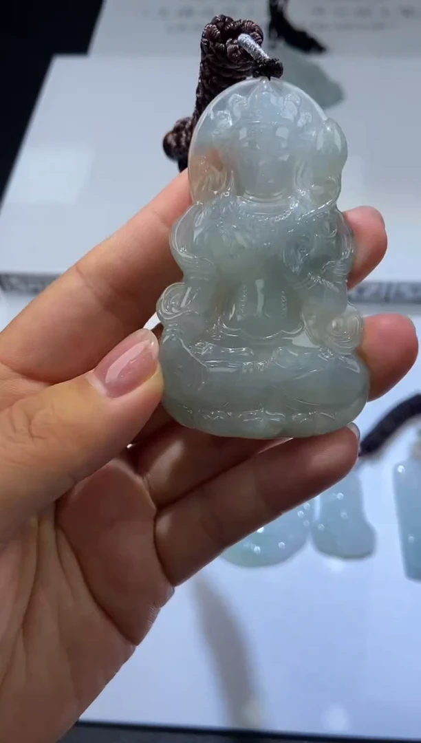 颈饰未镶嵌翡翠307960 多人