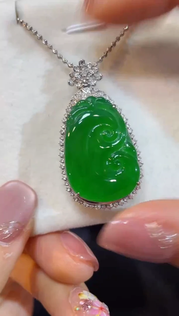 吊坠(不含链)18K金镶嵌翡翠团购20