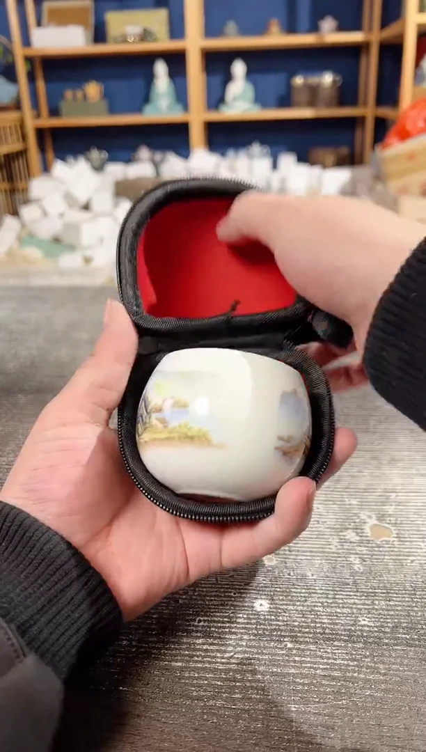 【闪购商品】其他羊脂玉瓷千里江山主人杯带包