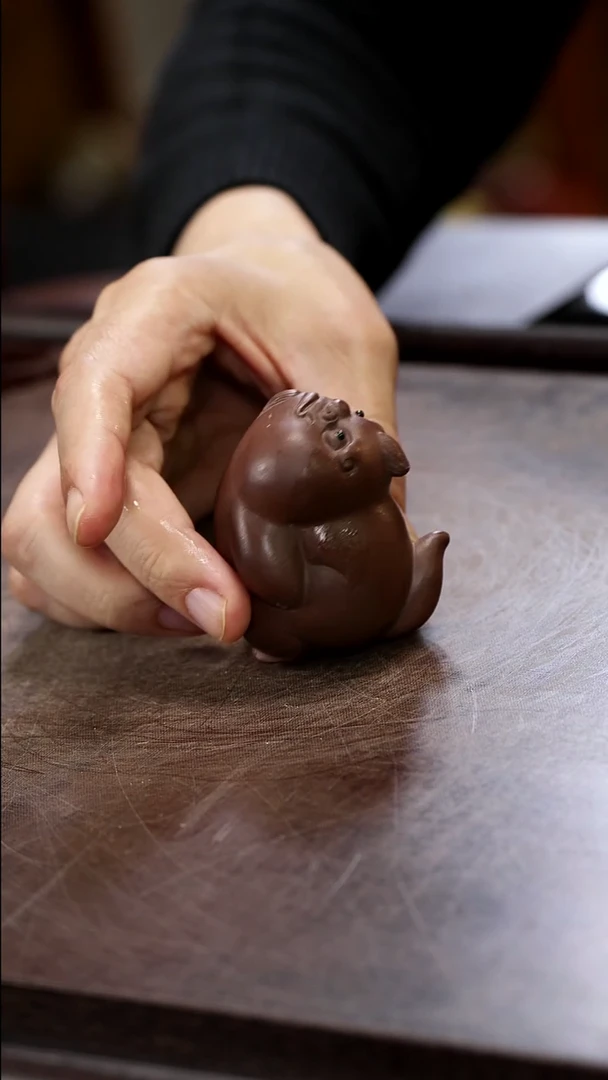 紫砂茶宠紫砂小貔貅