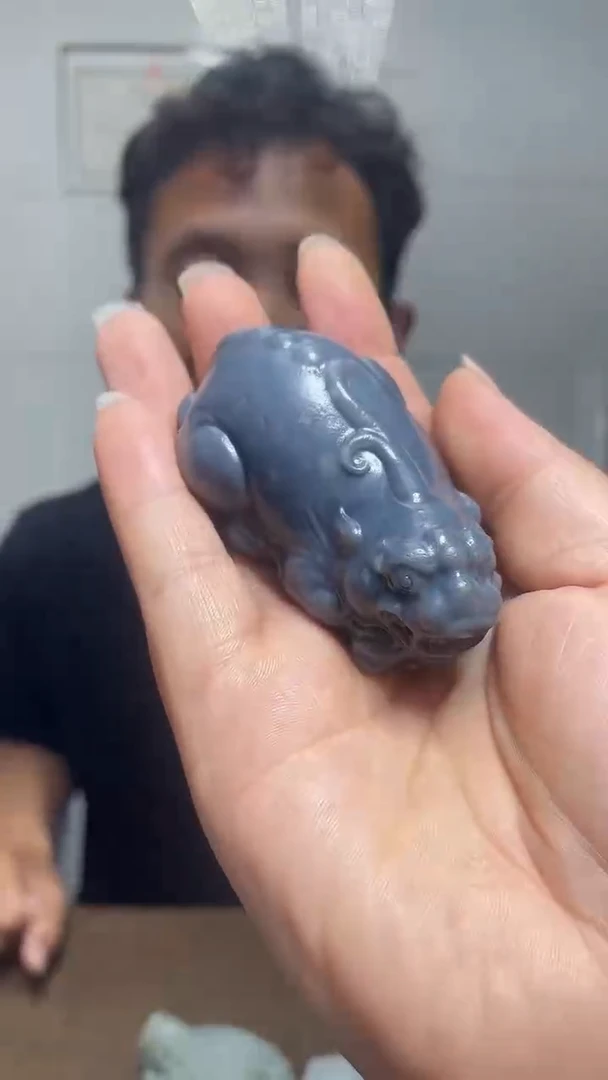 和田玉未镶嵌把件1