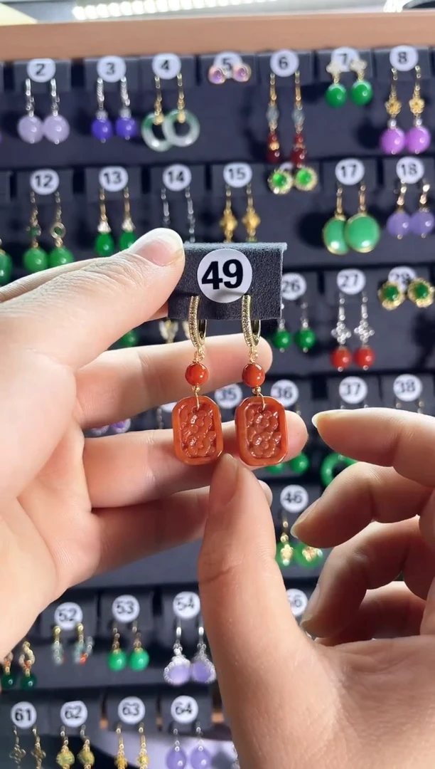 【闪购商品】翡翠耳饰银S925镶嵌49....