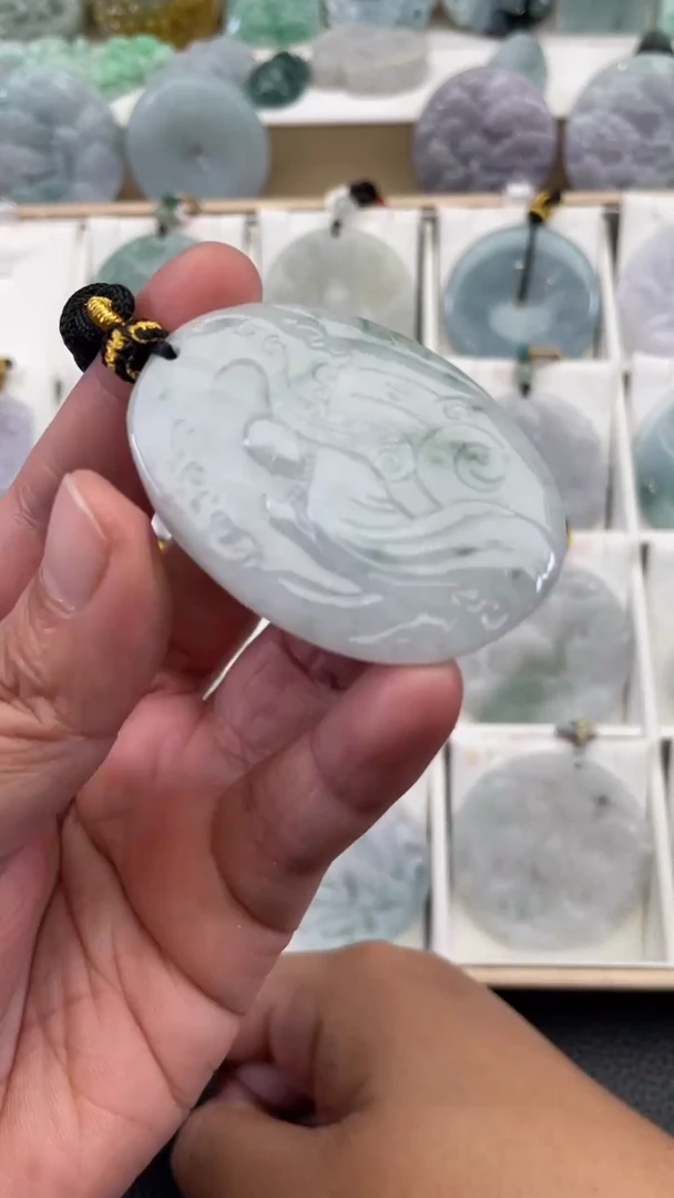 颈饰未镶嵌翡翠天然缅甸翡翠A货315