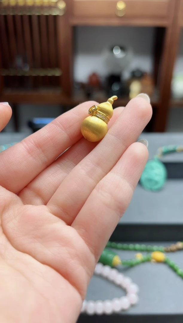 【闪购商品】18K金颈饰18k金葫芦吊坠 ZX赠链