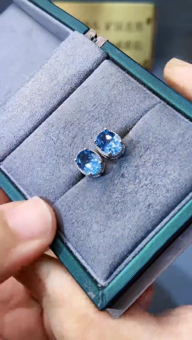 【闪购商品】海蓝宝石耳饰银S925镶嵌354