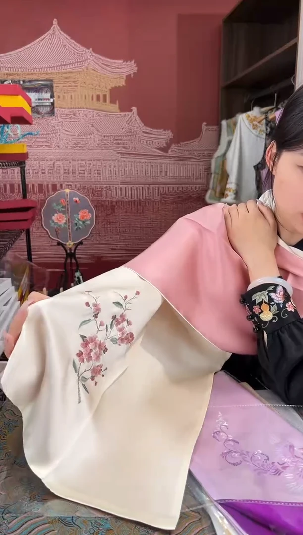 【闪购商品】刺绣苏绣100桑蚕丝丝巾