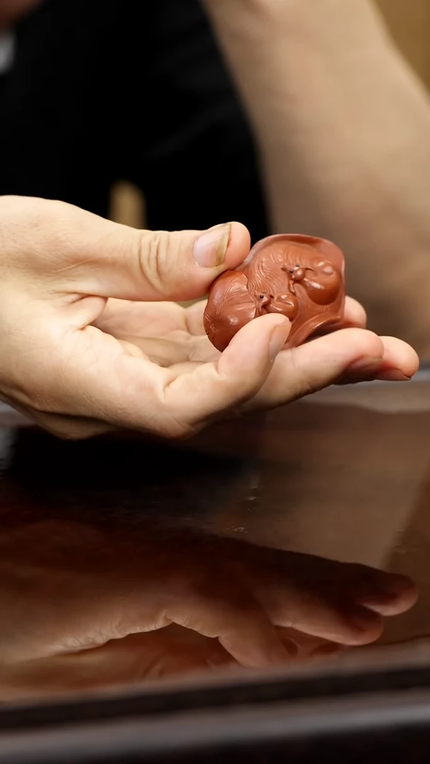 紫砂茶宠紫砂扭转乾坤