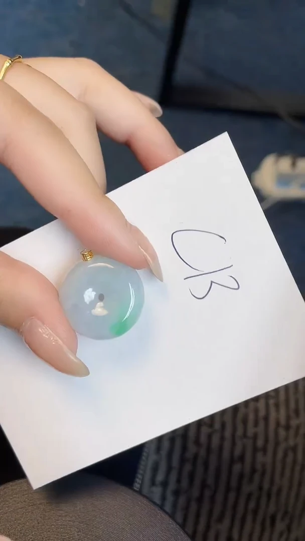 【闪购商品】翡翠颈饰18K金镶嵌00000000