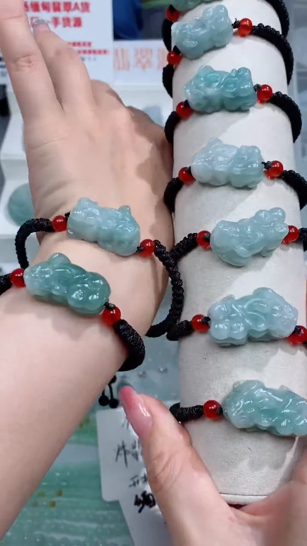 翡翠未镶嵌颈饰手绳吊坠团购多样性发一件