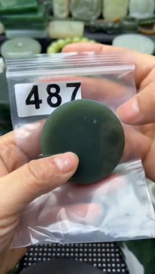 未镶嵌和田玉珠宝半成品镯芯