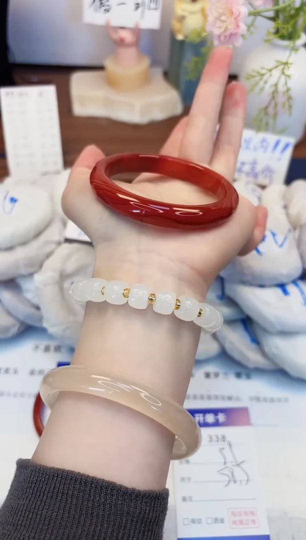 【闪购商品】石英质玉手镯未镶嵌338-玛瑙-圈口58