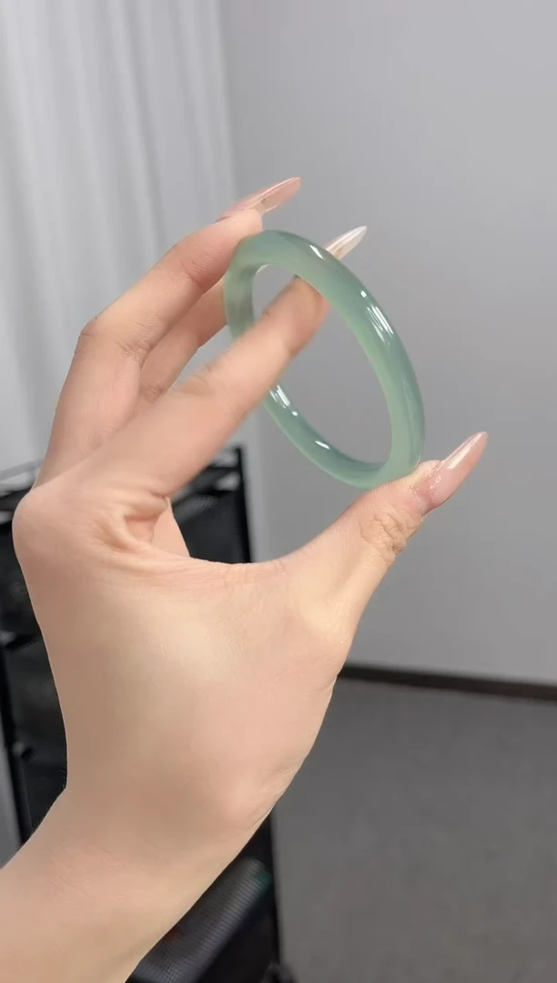 【闪购商品】玛瑙/玉髓手镯未镶嵌50-60 下单备注圈口