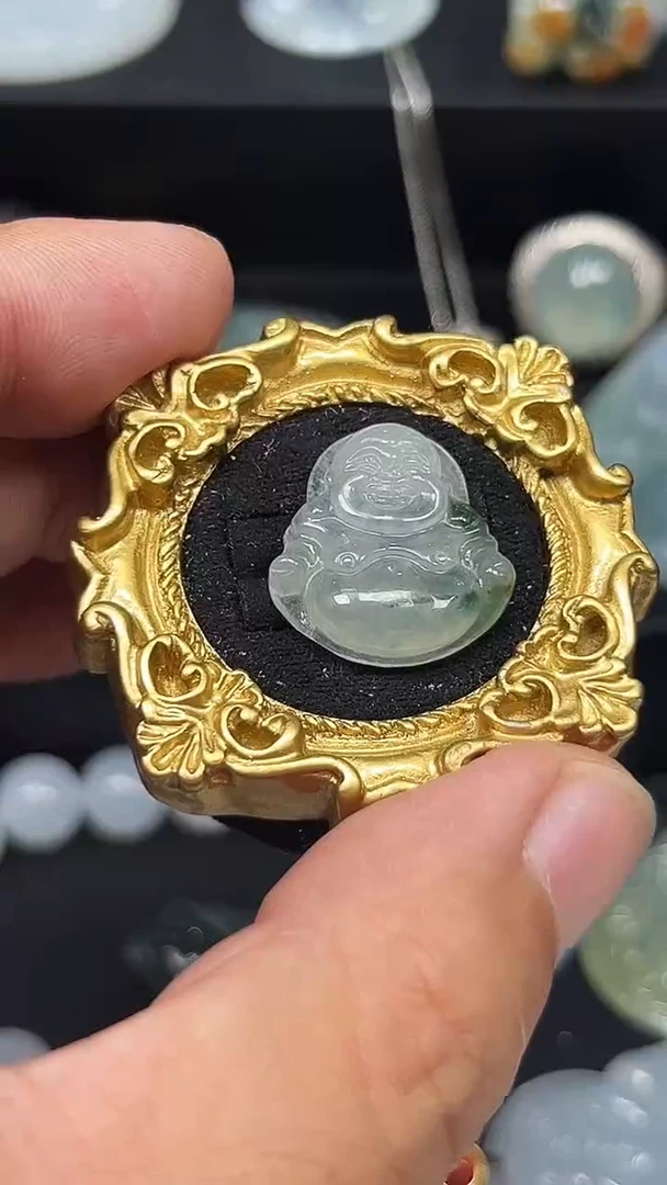 颈饰未镶嵌翡翠天然缅A翡翠吊坠