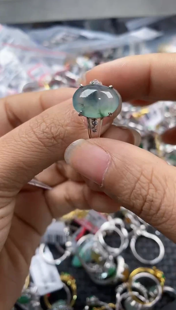 银S925镶嵌戒指翡翠666            10